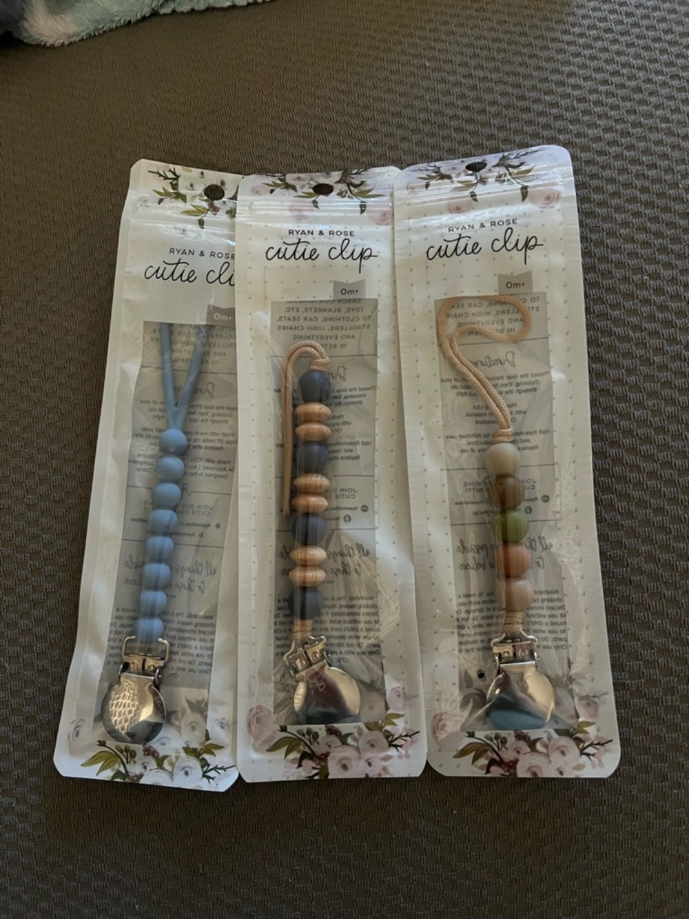 Ryan & Rose 3 pack of Cutie Pacifier clip